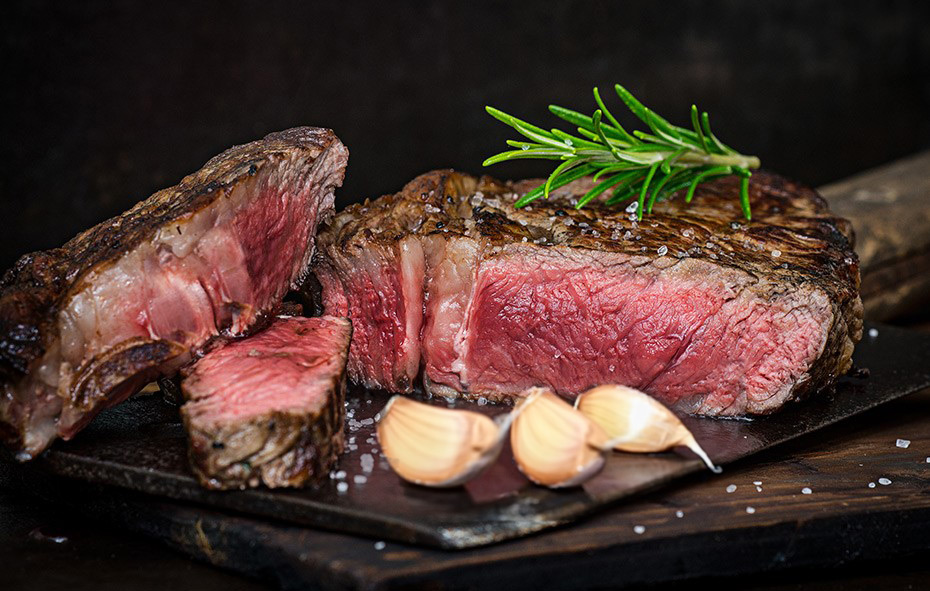 Longhaas van de barbecue met knoflookboter