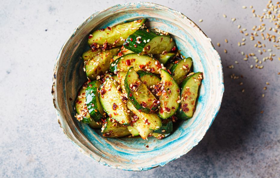 Oosterse komkommersalade